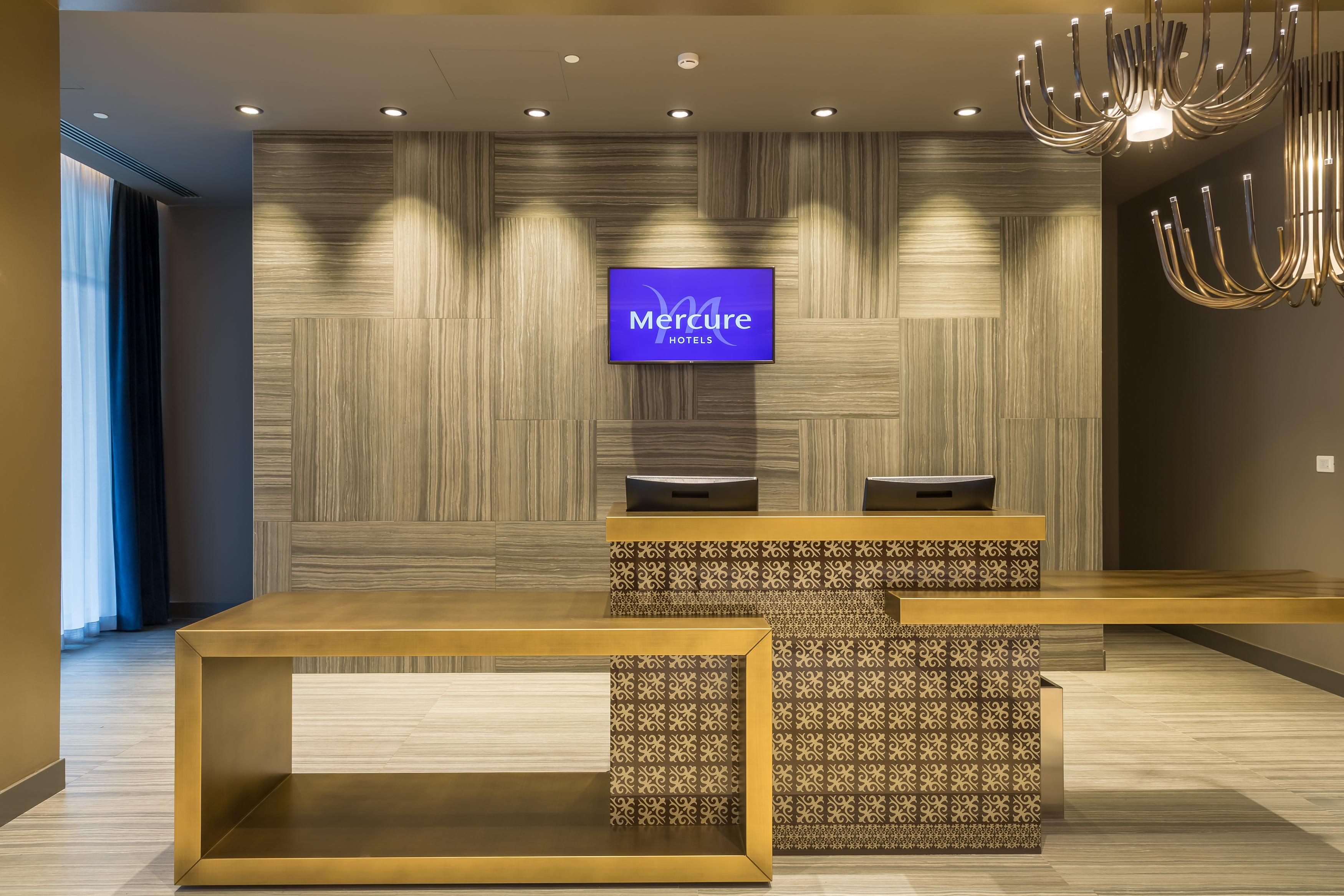 Mercure Almaty City Center Εξωτερικό φωτογραφία