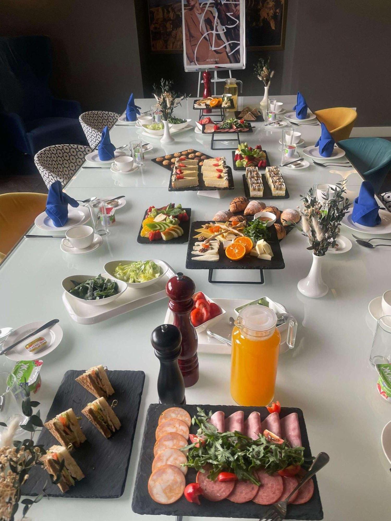 Mercure Almaty City Center Εξωτερικό φωτογραφία