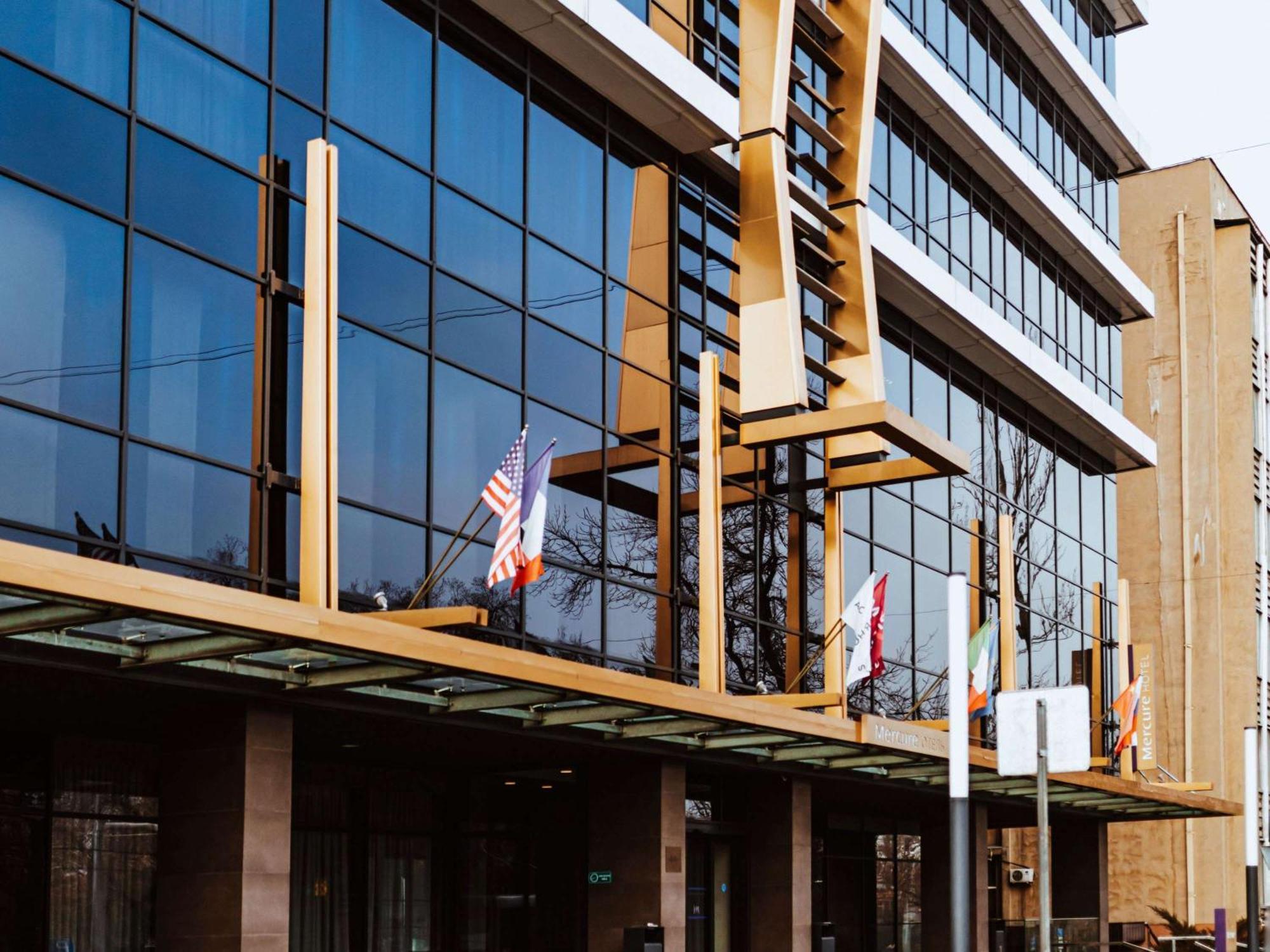 Mercure Almaty City Center Εξωτερικό φωτογραφία